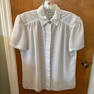 Gailord vintage Women's White Striped Blouse